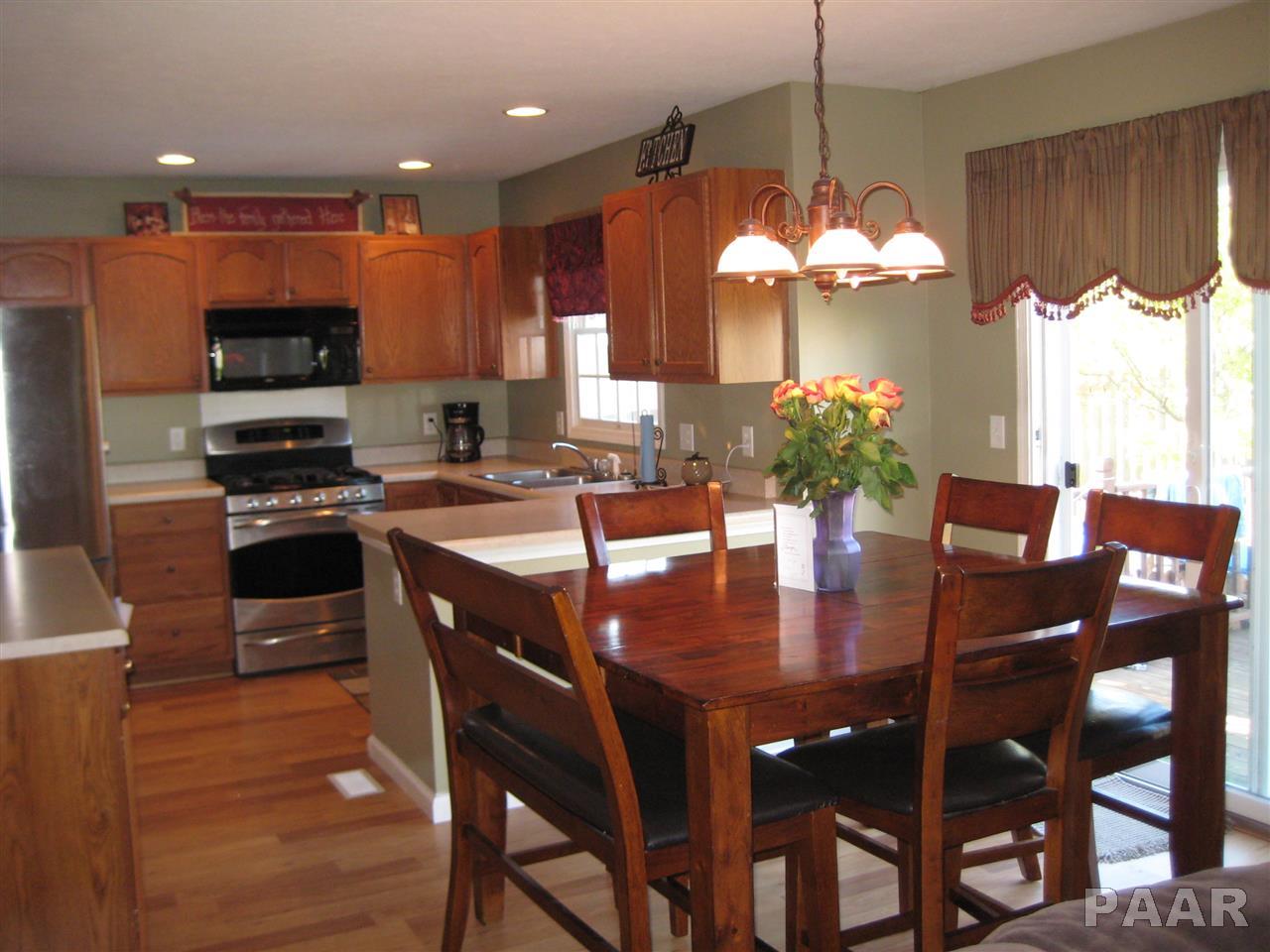 1937 Cobblestone Washington, IL 61571 - Photo 10 of 22 Gallery Image 10