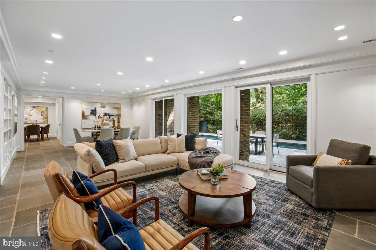 700 Belgrove Road McLean, VA 22101 - Photo 53 of 74 Lower Level Family Room overlooking heating pool.