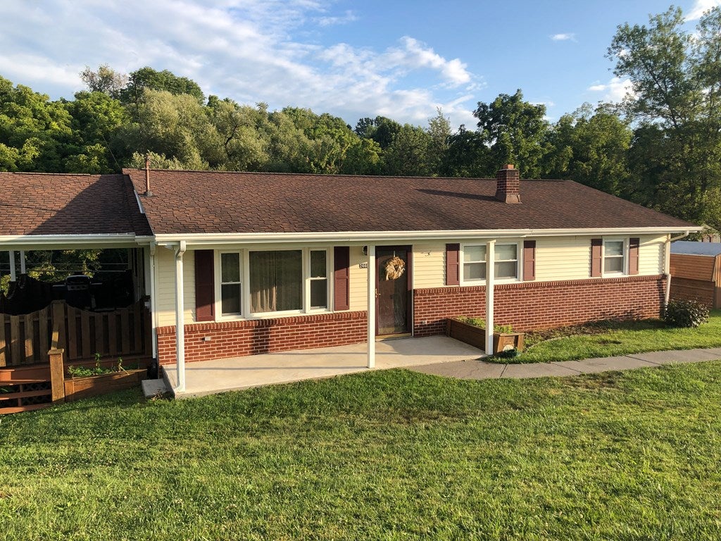2448 Riverside Road Marion, VA 24354 - Photo 2 of 36 Gallery Image 2