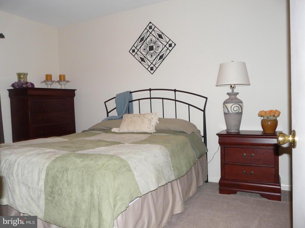 135 South Oak Street Lititz, PA 17543 - Photo 7 of 14 Gallery Image 7