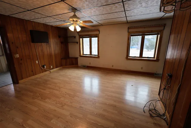 $194,999 | 320 Wisconsin Avenue, Boscobel, WI 53805