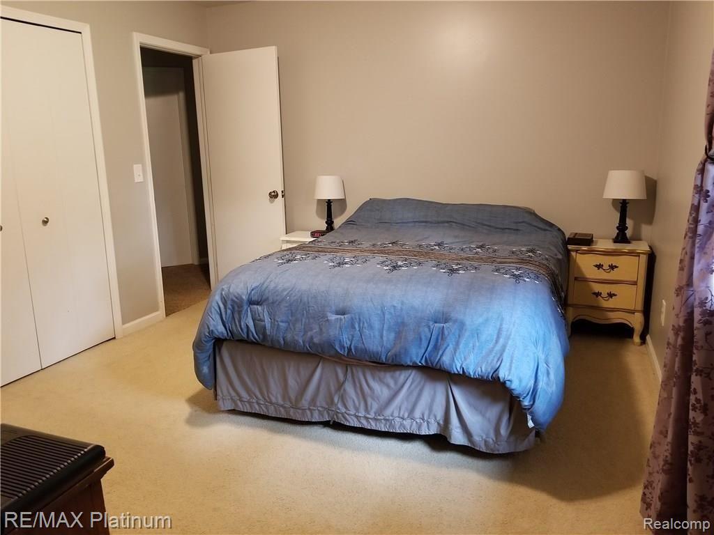 1430 Glen Road Howell, MI 48843 - Photo 10 of 19