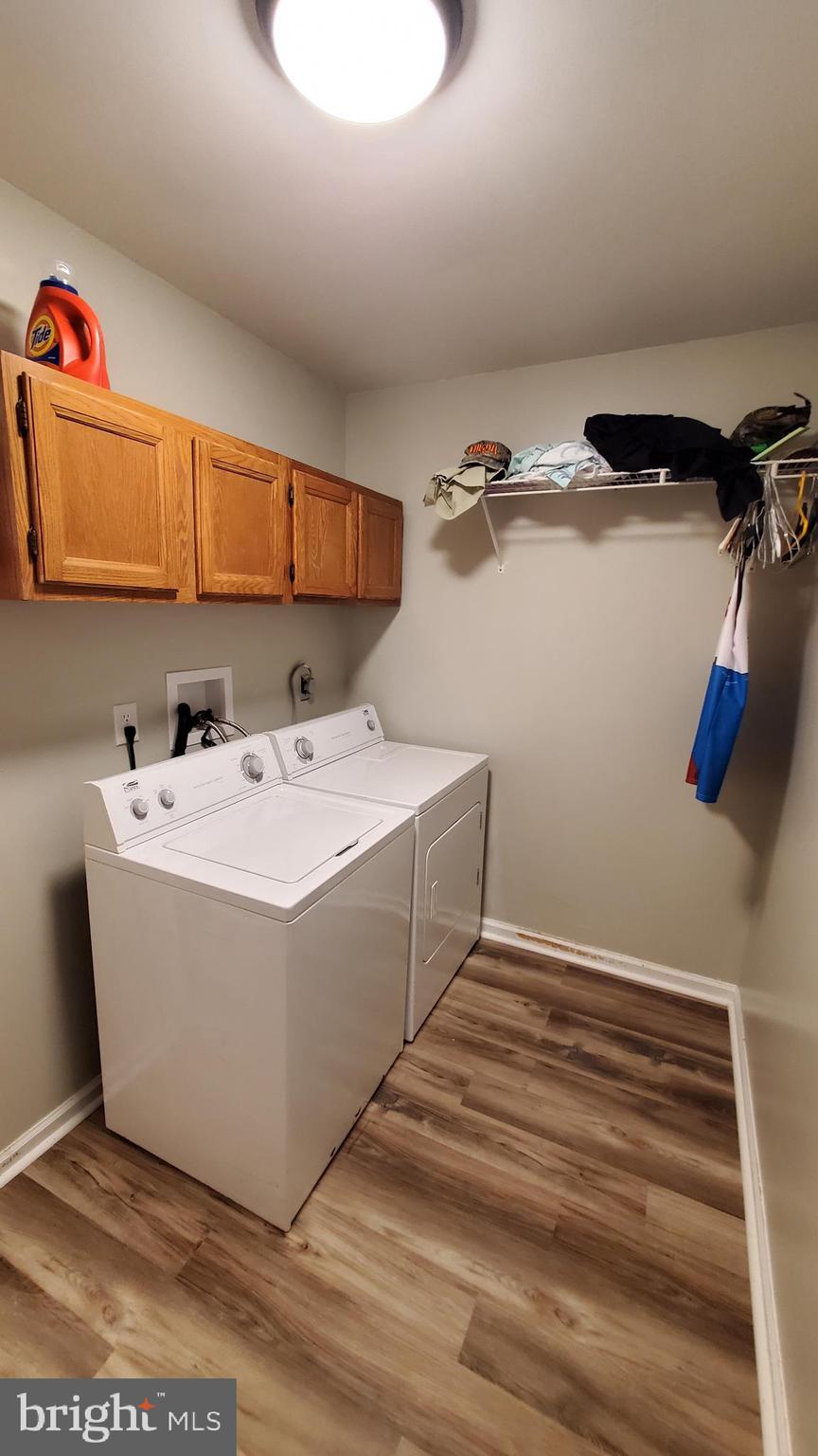 916 Timber Lane Reading, PA 19608 - Photo 18 of 29 a utility room with dryer and washer