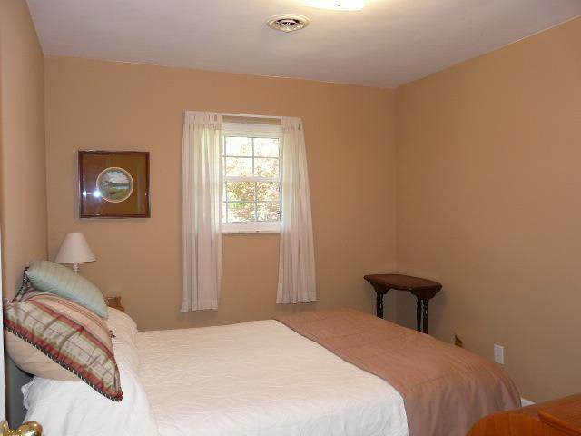 3937 Knepper Road Lambertville, MI 48144 - Photo 18 of 20 Bedroom 2
