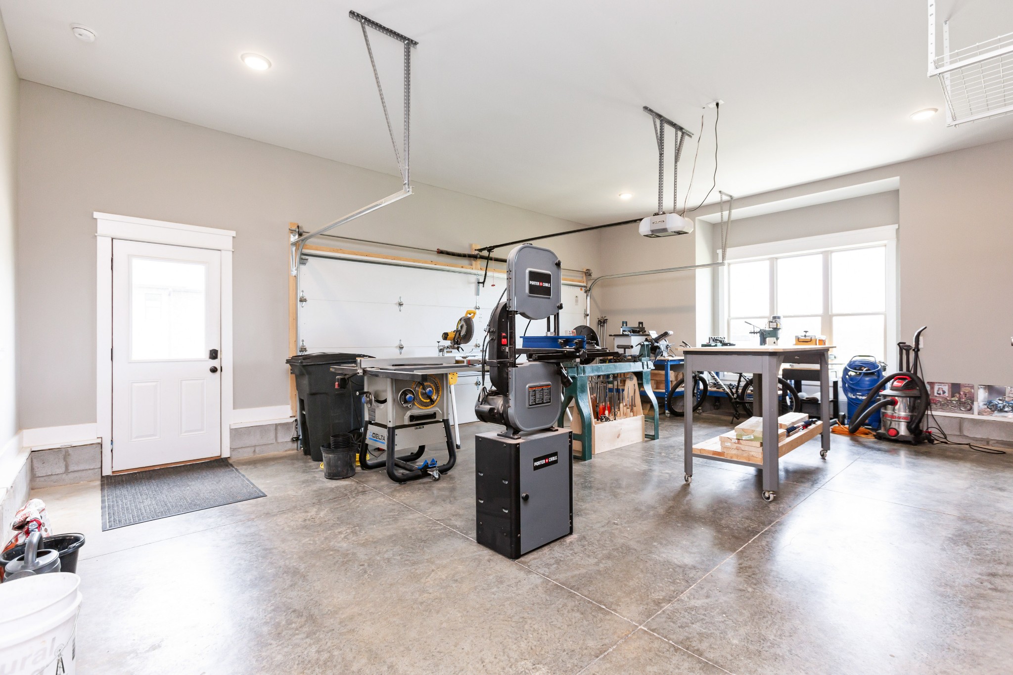 459 Halltown Road Portland, TN 37148 - Photo 38 of 42 a view of a room with gym equipment