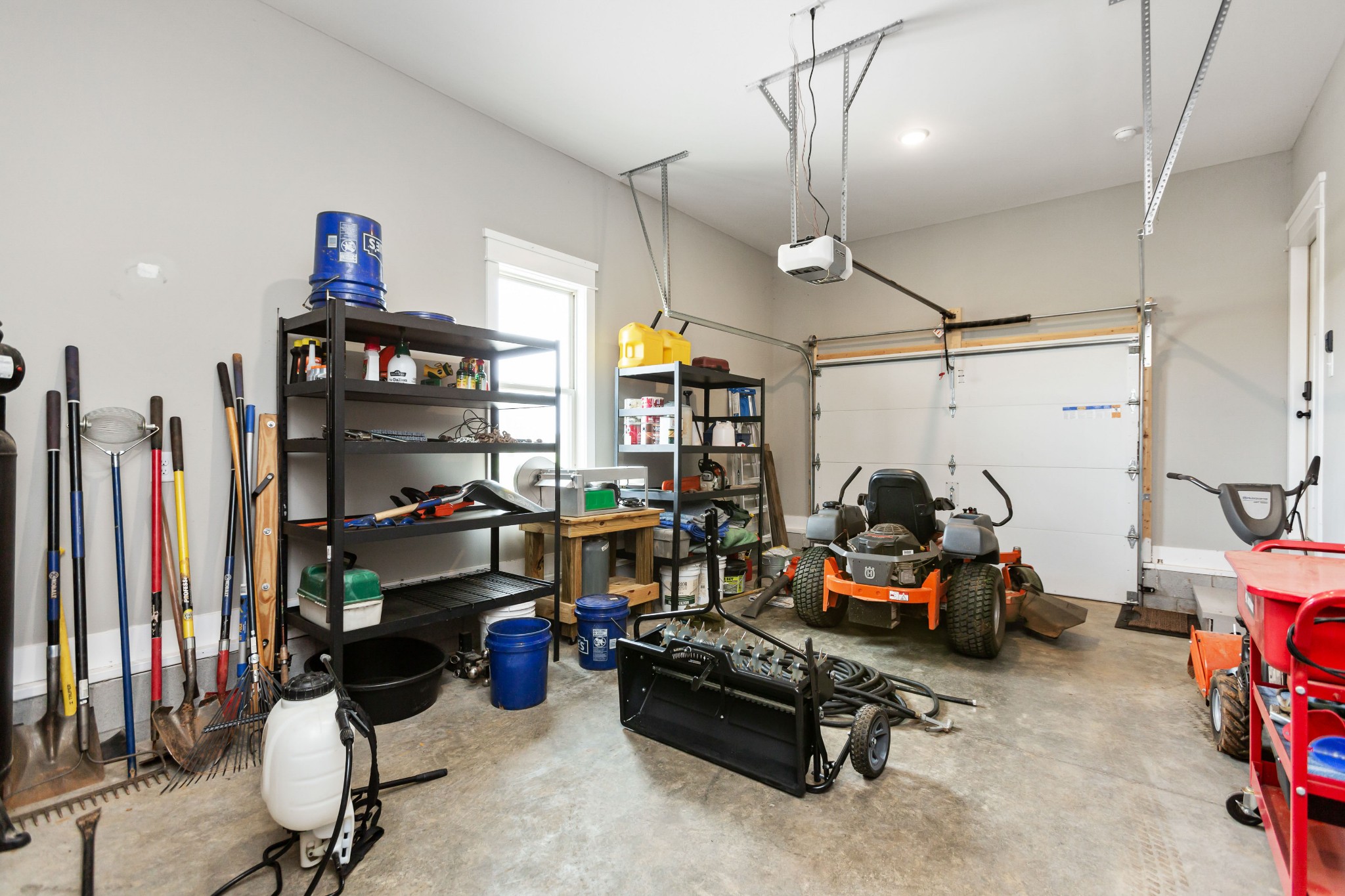 459 Halltown Road Portland, TN 37148 - Photo 40 of 42 a view of a room with gym equipment