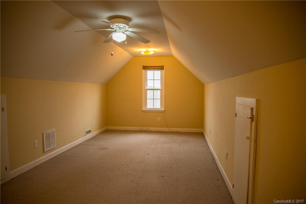 290 Linsay Lane Rutherfordton, NC 28139 - Photo 17 of 24 Gallery Image 17