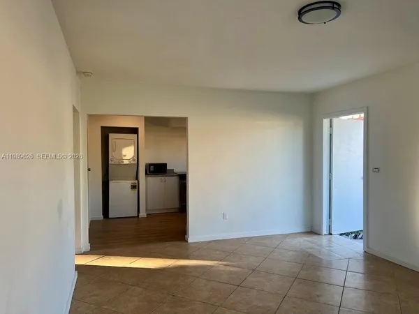 $2,100 | 98 Northeast 71st Street, Unit 1, Miami, FL 33138