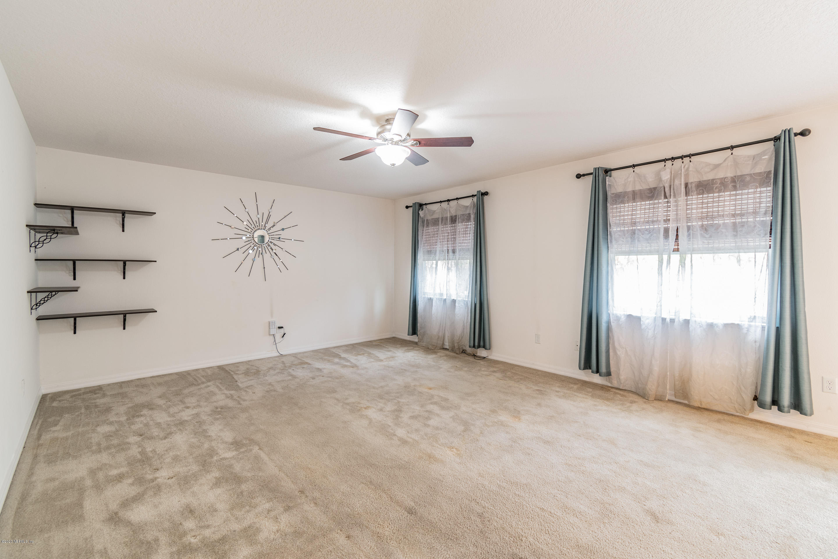 10287 Magnolia Ridge Road Jacksonville, FL 32210 - Photo 15 of 44 Living Room