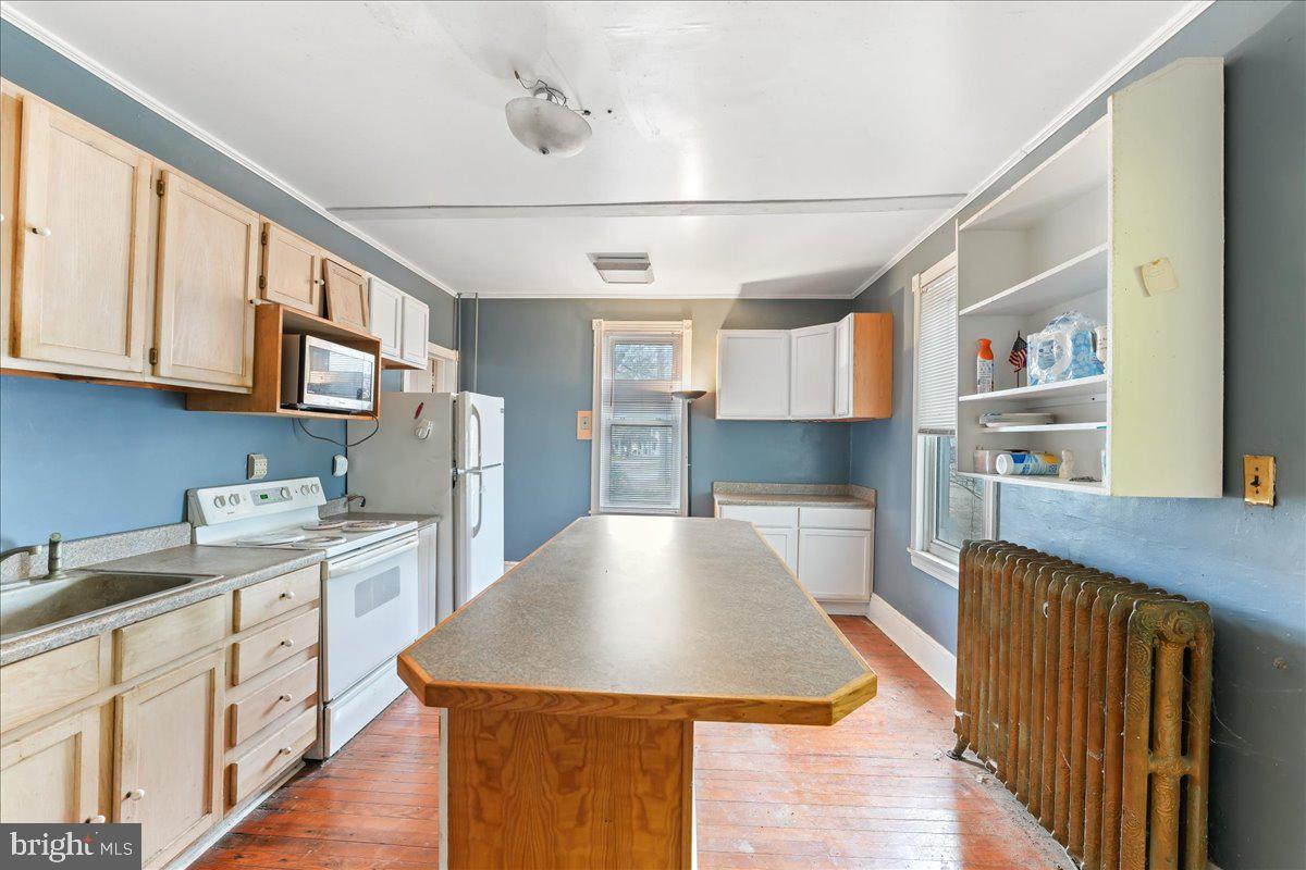 1728 New London Road Landenberg, PA 19350 - Photo 4 of 51 Kitchen