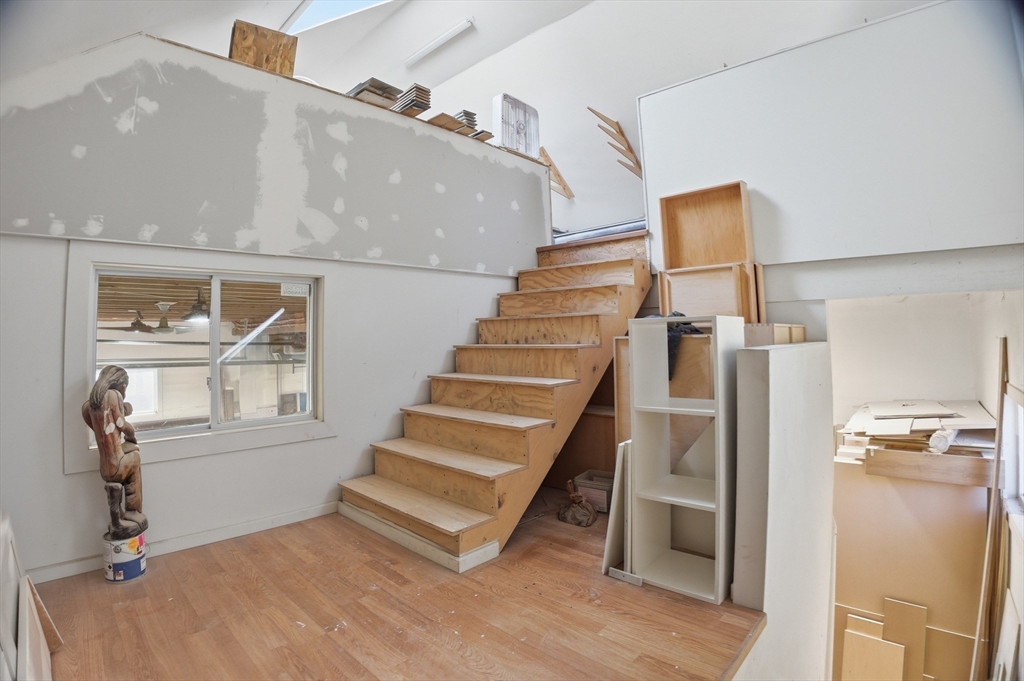 38 Woodland Road Georgetown, MA 01833 - Photo 3 of 32
