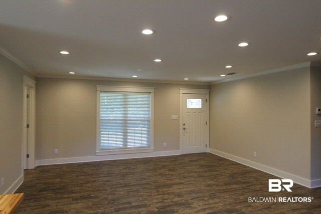 19426 Liberty Road Fairhope, AL 36532 - Photo 4 of 18 Living Room