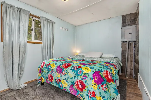 $69,000 | 16 Railroad Street, Newmarket, NH 03857