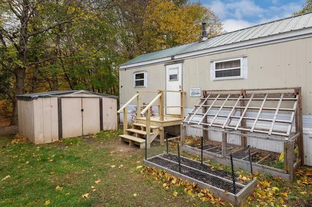 $69,000 | 16 Railroad Street, Newmarket, NH 03857