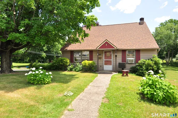 $299,900 | 187 West Washington Street, Bristol, CT 06010