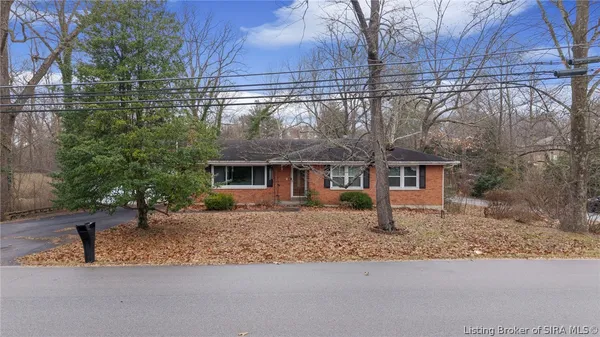 $295,000 | 3801 Chapel Lane, New Albany, IN 47150