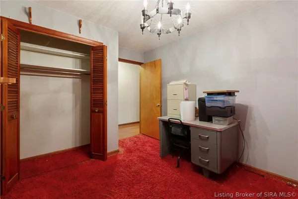 $295,000 | 3801 Chapel Lane, New Albany, IN 47150