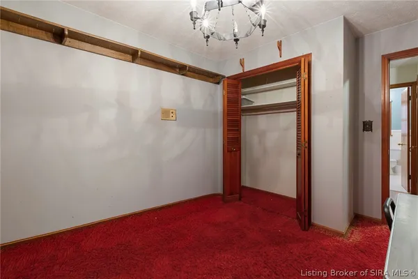 $295,000 | 3801 Chapel Lane, New Albany, IN 47150