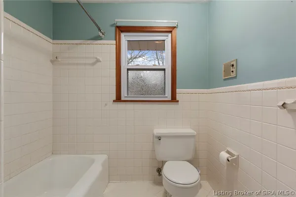 $295,000 | 3801 Chapel Lane, New Albany, IN 47150