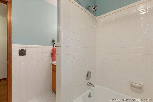 $295,000 | 3801 Chapel Lane, New Albany, IN 47150