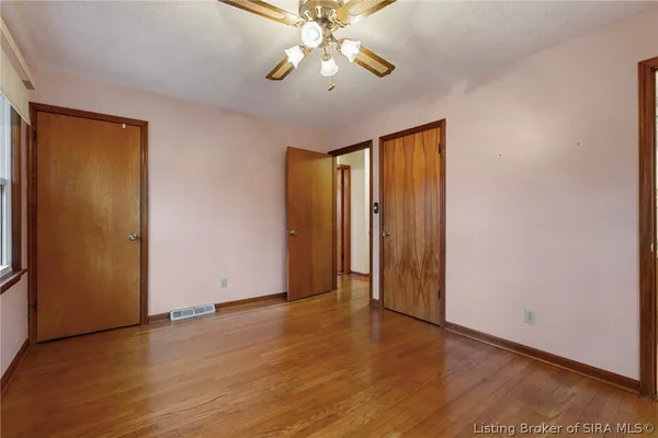 $295,000 | 3801 Chapel Lane, New Albany, IN 47150