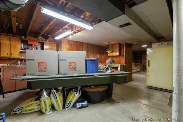 $295,000 | 3801 Chapel Lane, New Albany, IN 47150