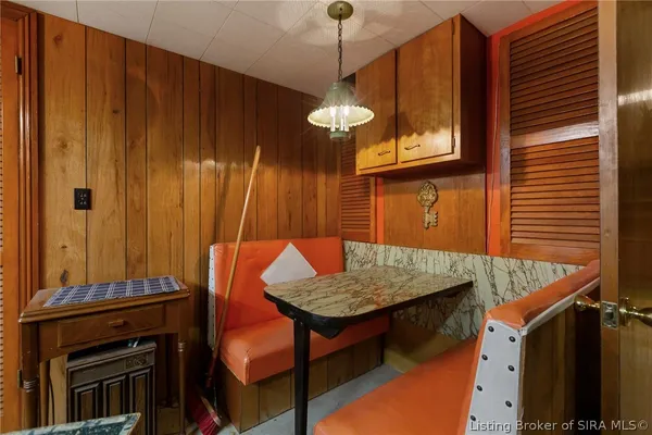 $295,000 | 3801 Chapel Lane, New Albany, IN 47150