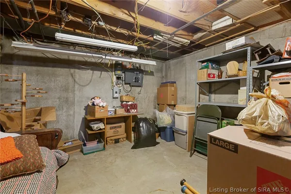 $295,000 | 3801 Chapel Lane, New Albany, IN 47150