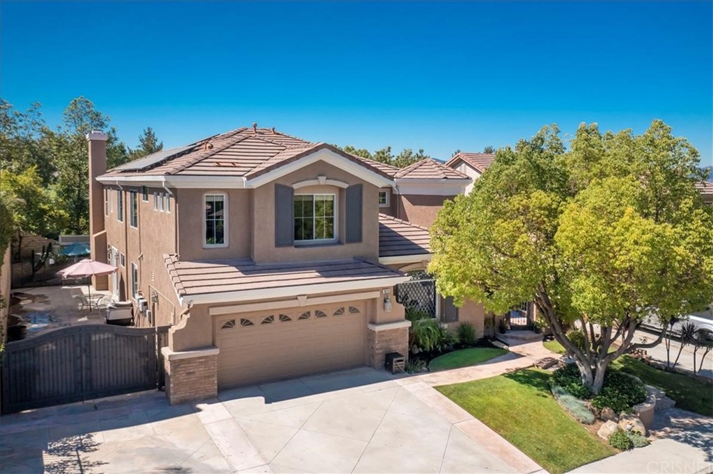 28210 Infinity Circle Saugus, CA 91390 - Photo 1 of 34