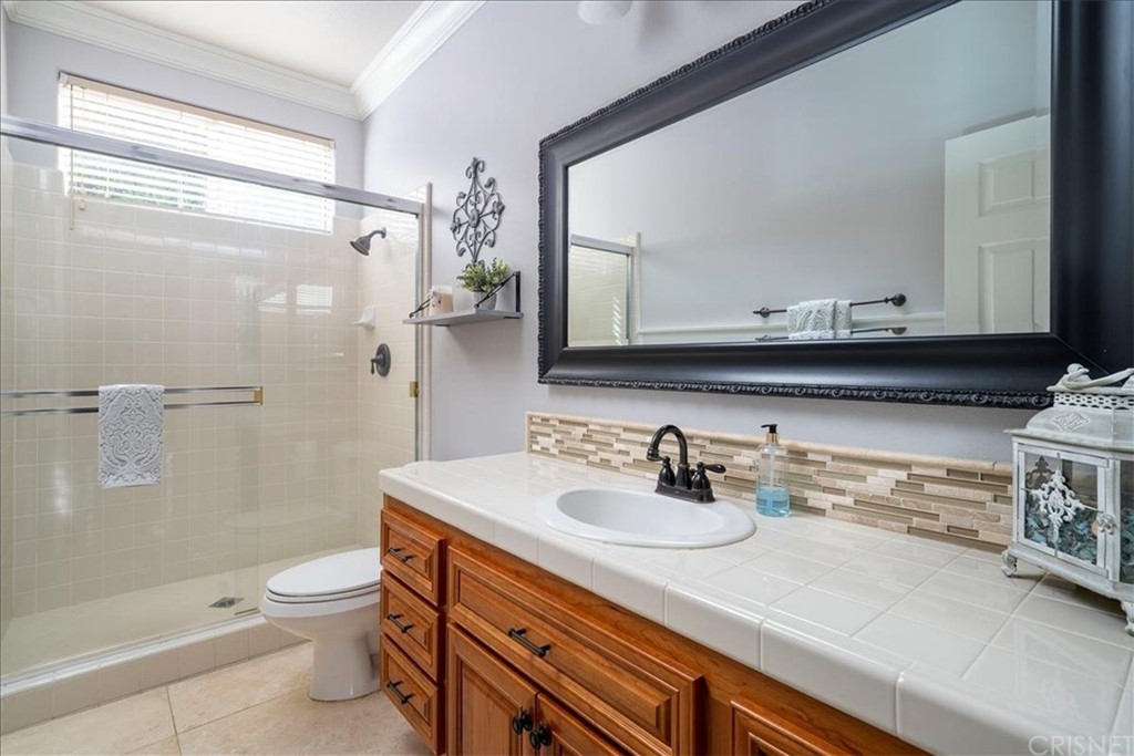 28210 Infinity Circle Saugus, CA 91390 - Photo 14 of 34