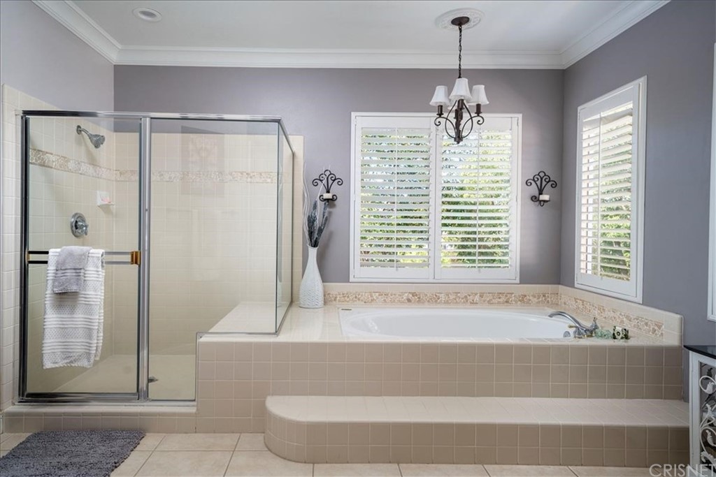 28210 Infinity Circle Saugus, CA 91390 - Photo 24 of 34