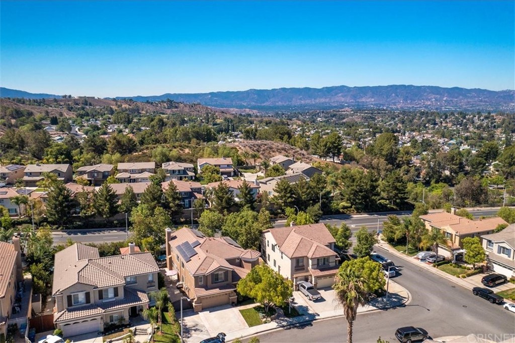 28210 Infinity Circle Saugus, CA 91390 - Photo 34 of 34