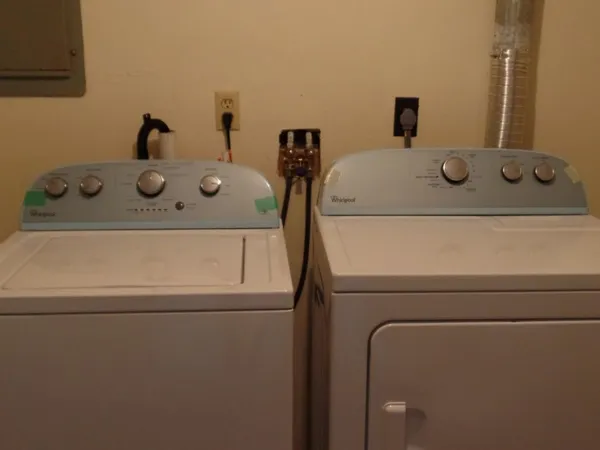 $1,400 | 836 North Rogers Avenue, Endicott, NY 13760