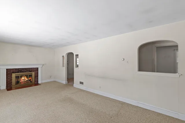 $299,900 | 3 Henrietta Street, Rochester, NH 03867