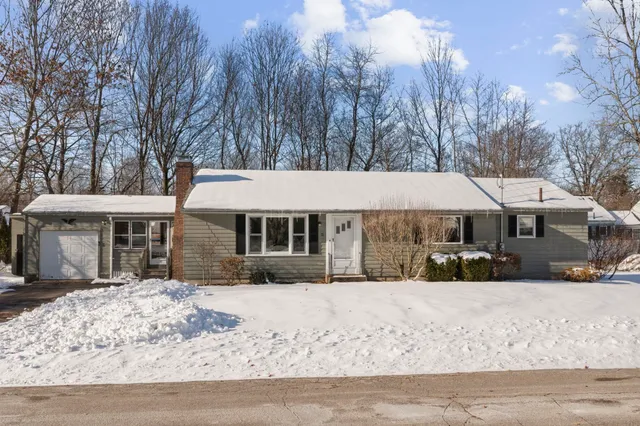 $299,900 | 3 Henrietta Street, Rochester, NH 03867