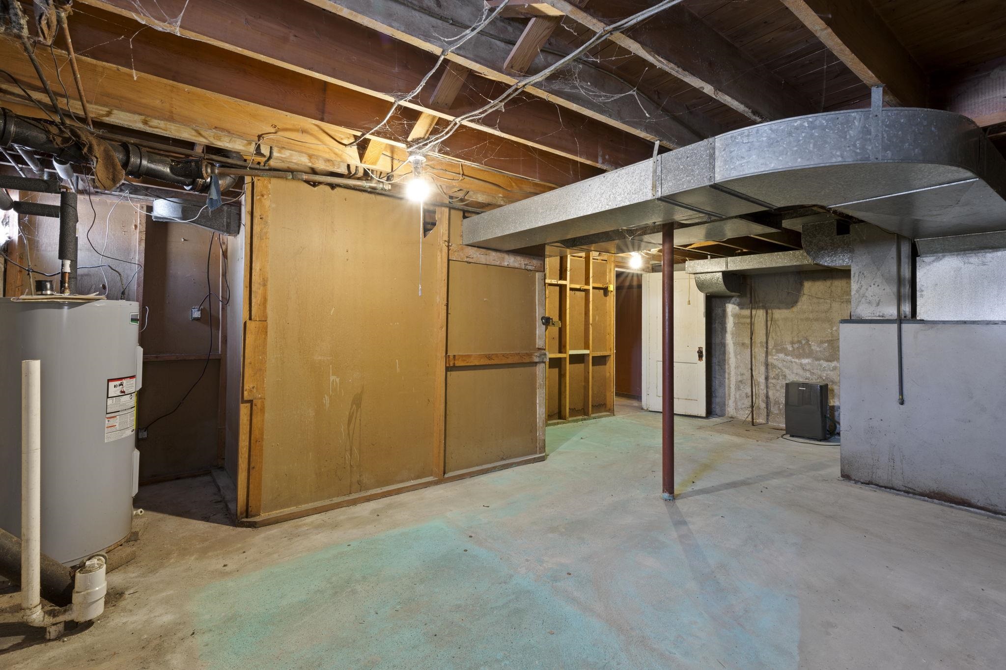 3 Henrietta Street Rochester, NH 03867 - Photo 40 of 44