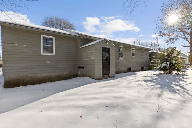 $299,900 | 3 Henrietta Street, Rochester, NH 03867