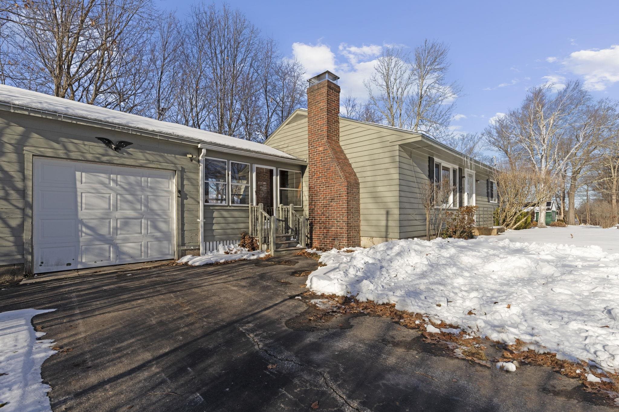 3 Henrietta Street Rochester, NH 03867 - Photo 8 of 44