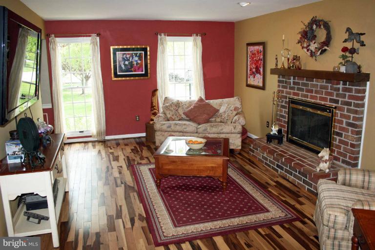 3174 Elmmede Road Ellicott City, MD 21042 - Photo 24 of 27 Family Room