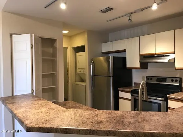$275,000 | 4201 North 20th Street, Unit 109, Phoenix, AZ 85016