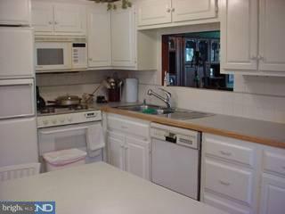 38 Exeter Road East Windsor, NJ 08520 - Photo 2 of 6 Gallery Image 2