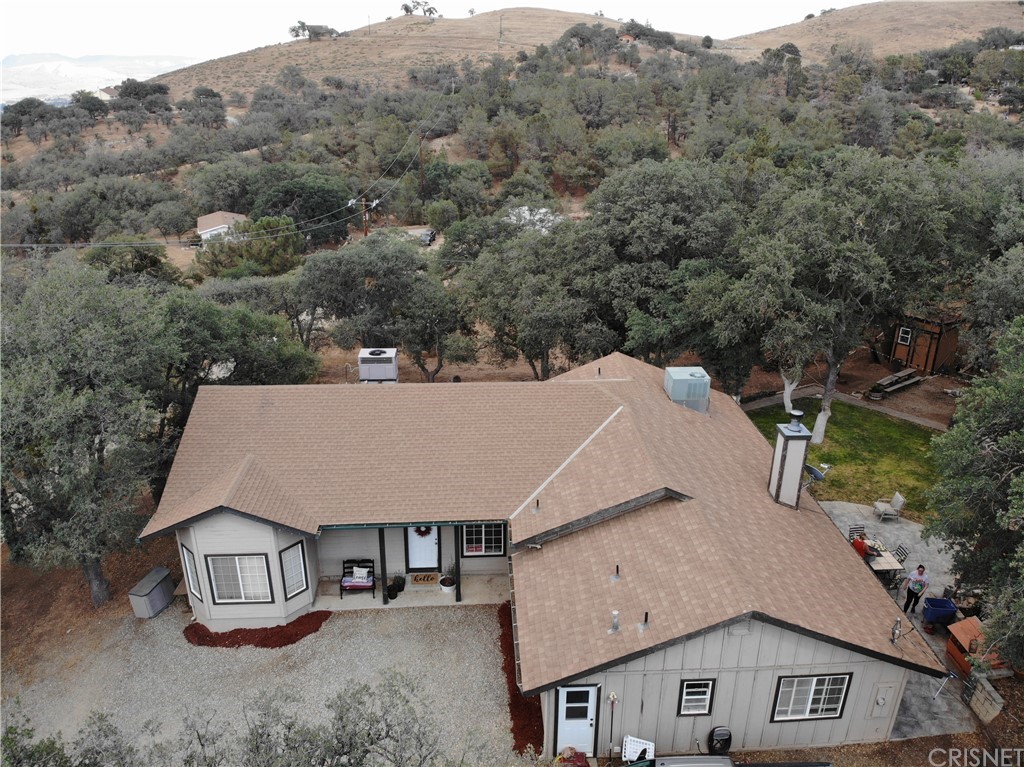 19606 Water Canyon Road Tehachapi, CA 93561 - Photo 1 of 1 SPRAWLING CUSTOM RANCH ESTATE ON 43,000 SF LOT!!!!