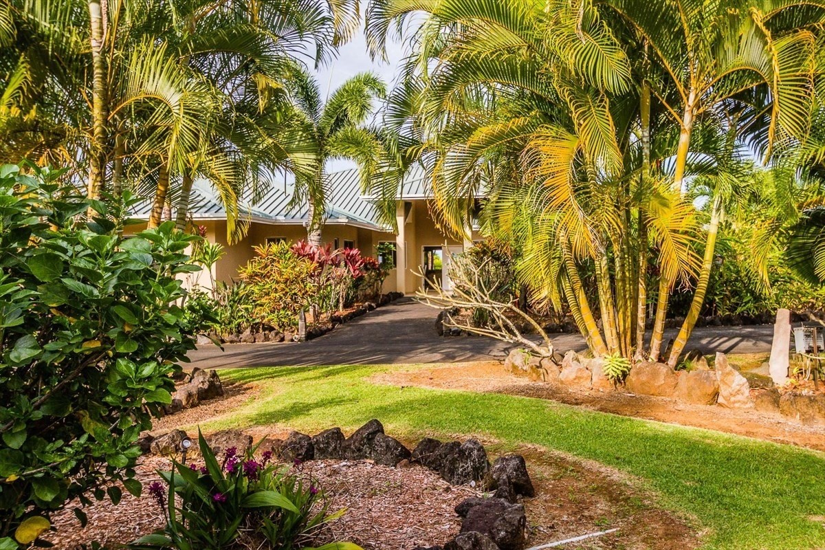 31-212 Hawaii Belt Road Hakalau, HI 96710 - Photo 3 of 28