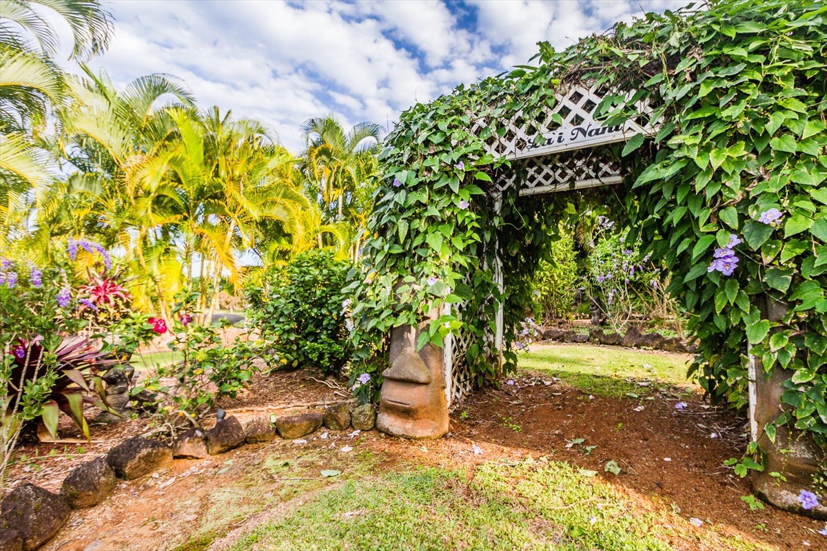 31-212 Hawaii Belt Road Hakalau, HI 96710 - Photo 5 of 28