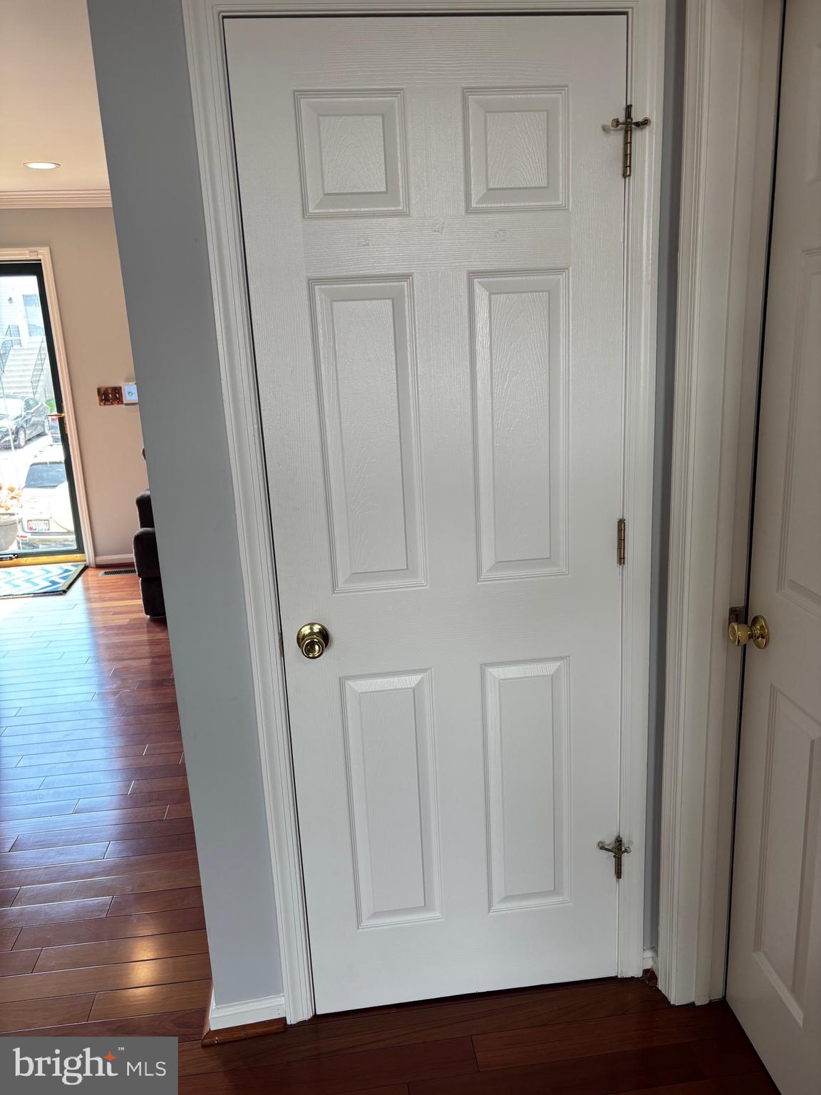 3910 Squire Tuck Way Baltimore, MD 21208 - Photo 11 of 40 a view of a hallway with wooden floor