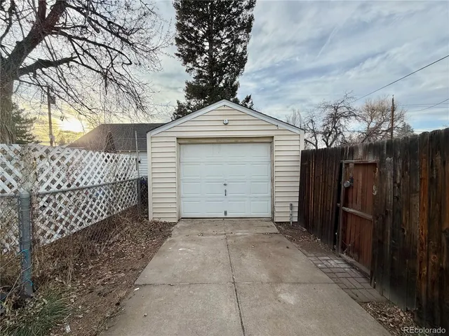 $1,995 | 3785 South Grant Street, Englewood, CO 80113