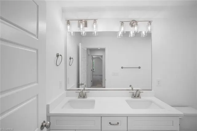 $484,900 | 377 Lenalan Drive, Lexington, NC 27295