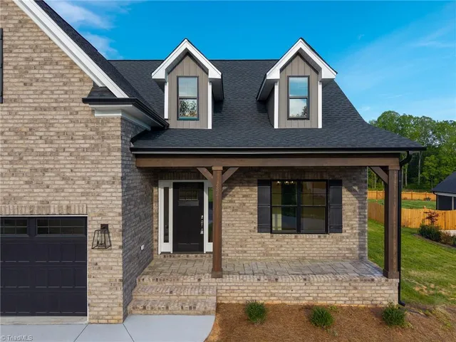 $484,900 | 377 Lenalan Drive, Lexington, NC 27295