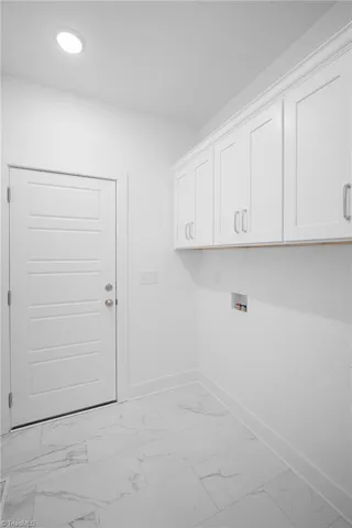 $484,900 | 377 Lenalan Drive, Lexington, NC 27295