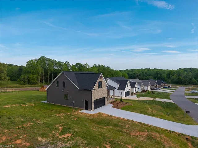 $484,900 | 377 Lenalan Drive, Lexington, NC 27295